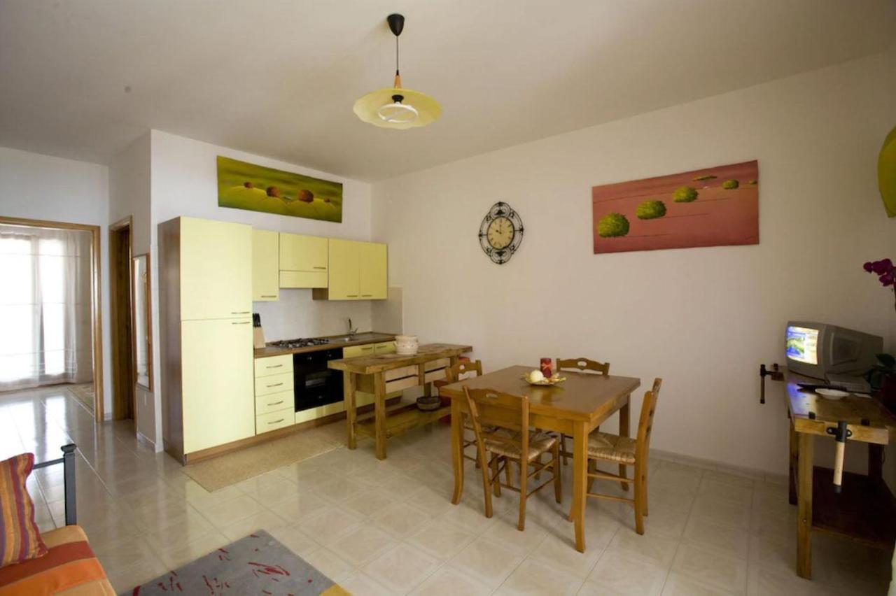 Complesso Delle Antiche Rotte Aparthotel อันดราโน ภายนอก รูปภาพ